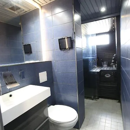 Gem With Sauna - Big Two-room Free Parking Διαμέρισμα *